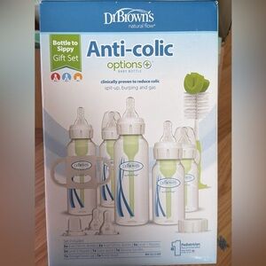 Dr. Brown’s Anti-Colic Baby Bottle Gift Set